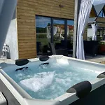 Holiday home Sklonowane Pod Czarna Gora *