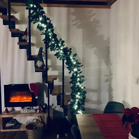 Tatil Evi Sklonowane Pod Czarna Gora